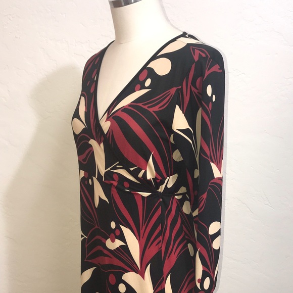 Wrap Dress Pattern Polyester - Picture 3 of 7